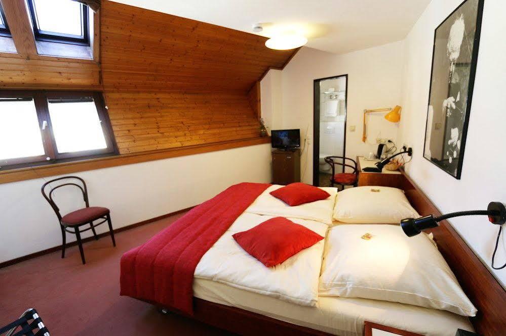Atelier Hotel Essen-City Bagian luar foto