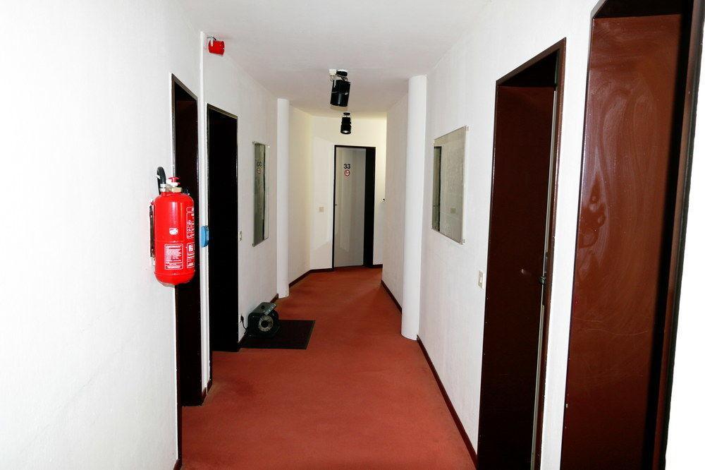 Atelier Hotel Essen-City Bagian luar foto