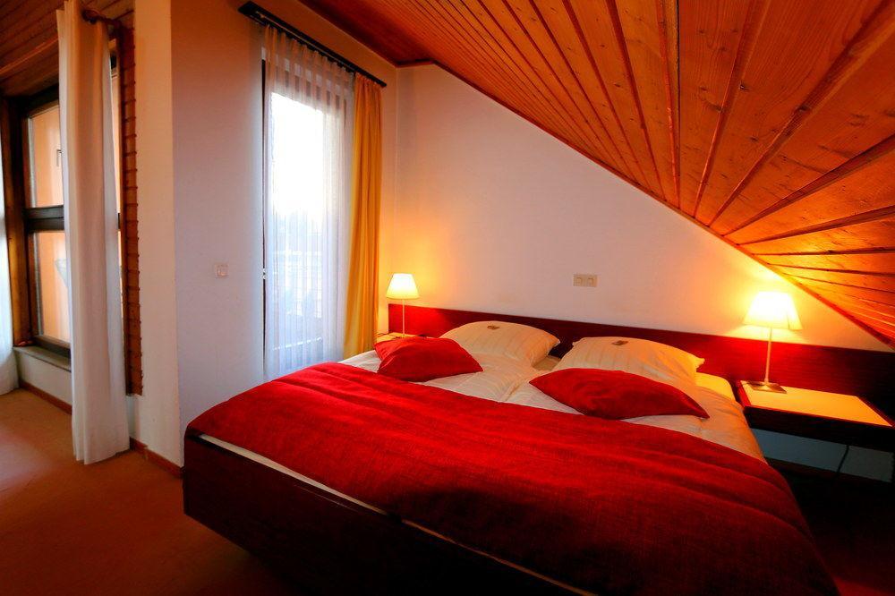 Atelier Hotel Essen-City Bagian luar foto
