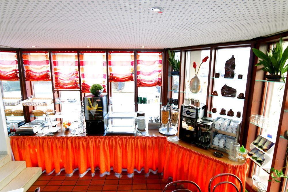 Atelier Hotel Essen-City Bagian luar foto