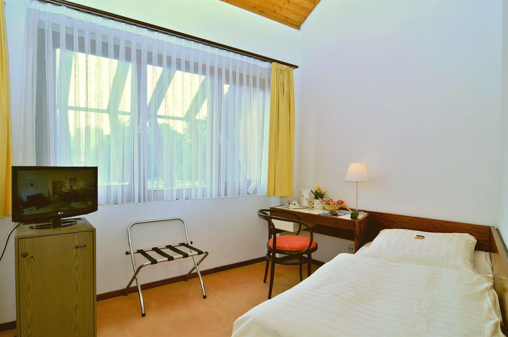 Atelier Hotel Essen-City Bagian luar foto
