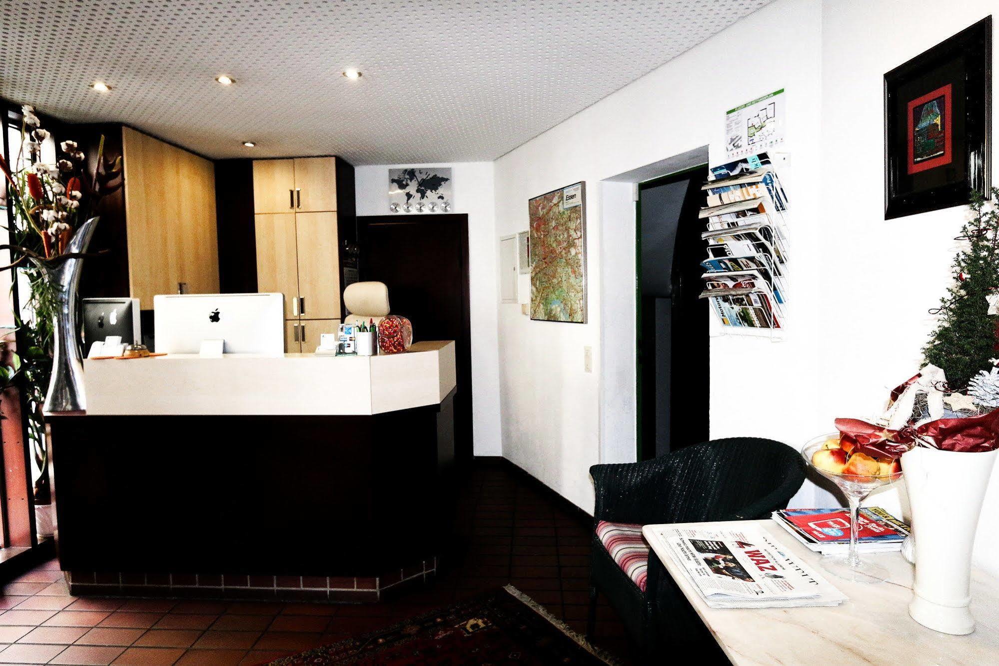 Atelier Hotel Essen-City Bagian luar foto