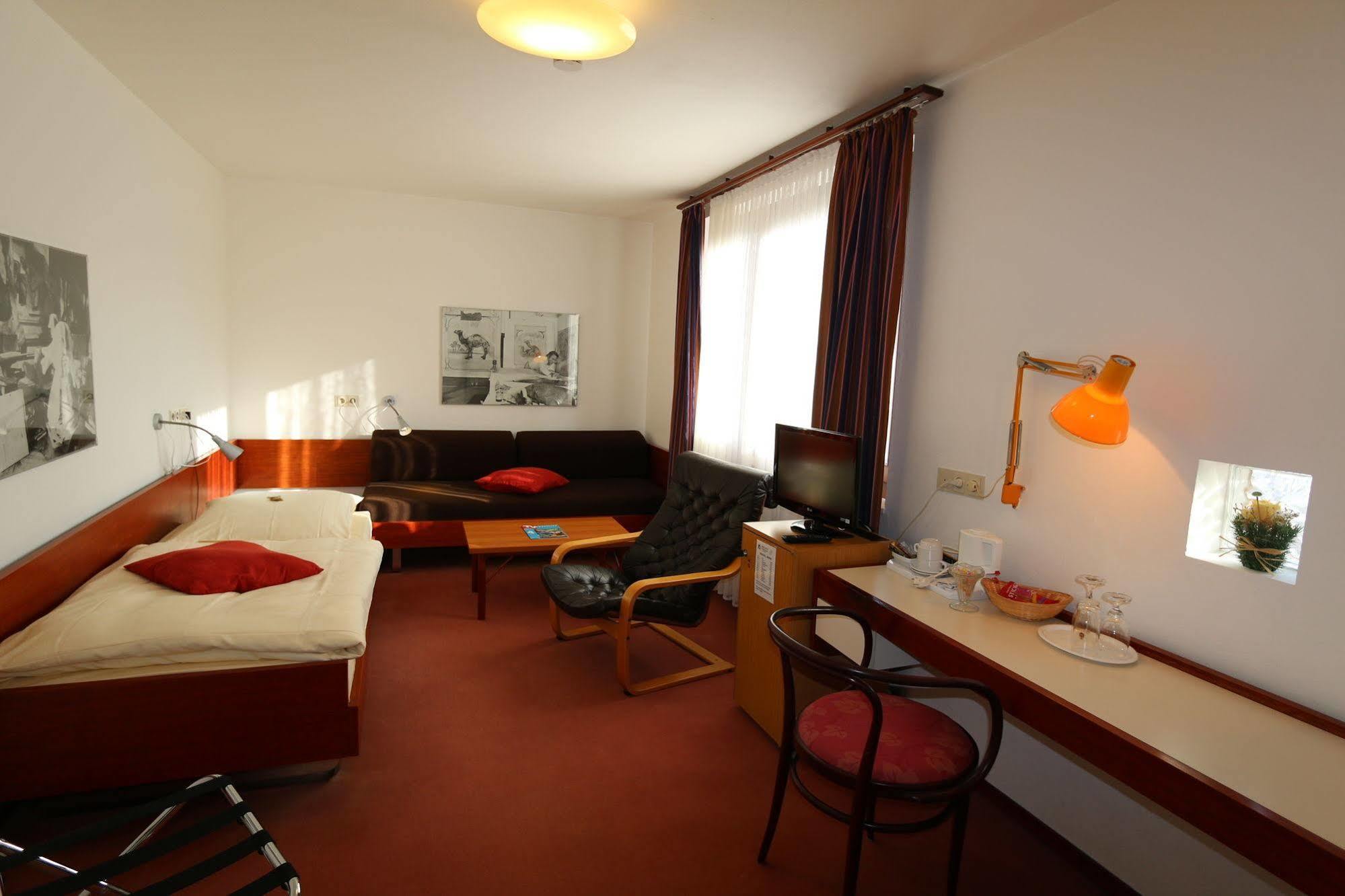 Atelier Hotel Essen-City Bagian luar foto