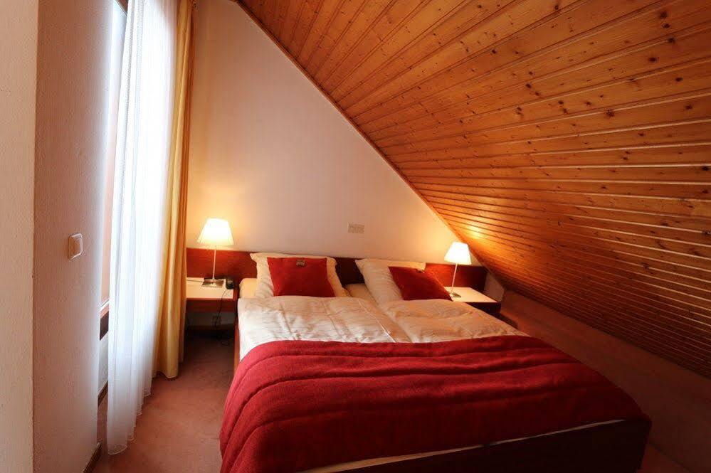 Atelier Hotel Essen-City Bagian luar foto